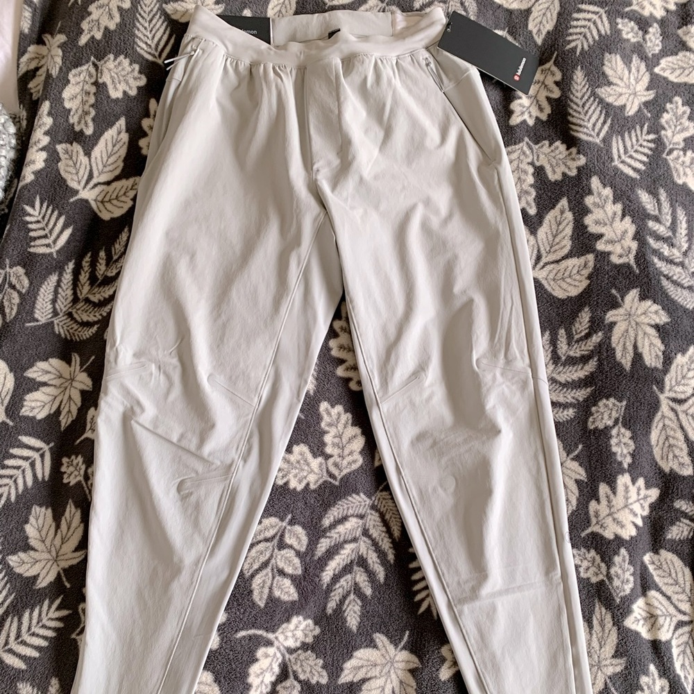 Lululemon Surge Hybrid 29” Pant - Size S - NWT